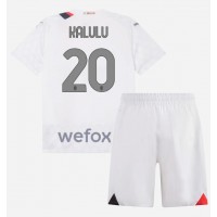 AC Milan Pierre Kalulu #20 Replika babykläder Bortaställ Barn 2023-24 Kortärmad (+ korta byxor)